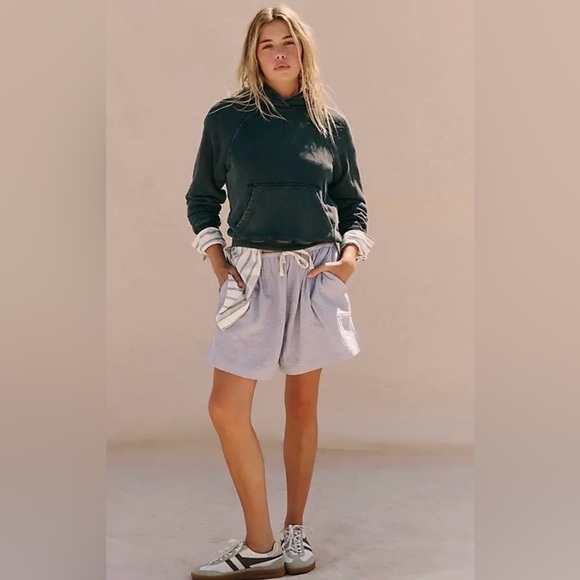 NWT FREE PEOPLE
Cyrus Shorts Set - Dried Hydrangea - Picture 3 of 8